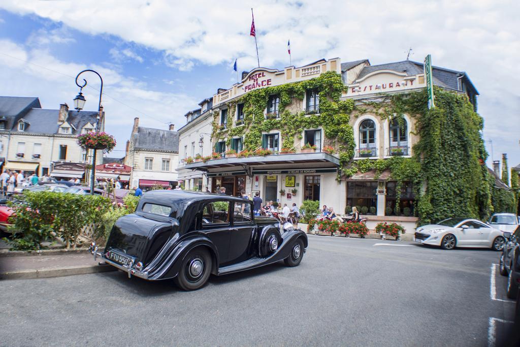 Logis Hotel De France La Chartre-sur-le-Loir Exterior foto
